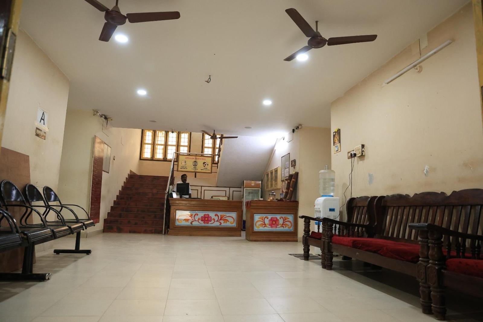 Official Sripuram Golden Temple Guest House ฮอร์นีเบ็ชวา ภายนอก รูปภาพ